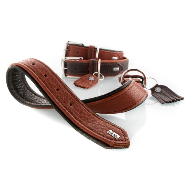 Hunter ошейник для собак Cody 50 (37-43 см) / 2,8 кожа бизона коньячный / темно коричневый Hunter ошейник для собак Cody 50 (37-43 см) / 2,8 кожа бизона коньячный / темно коричневый
