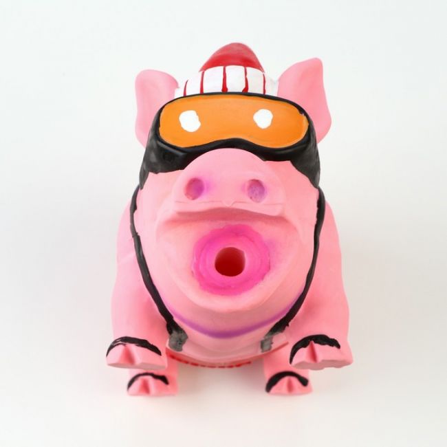 Игрушка хрюкающая для собак из латекса "Новогодний свин", 21 см Игрушка хрюкающая для собак из латекса "Новогодний свин", 21 см
